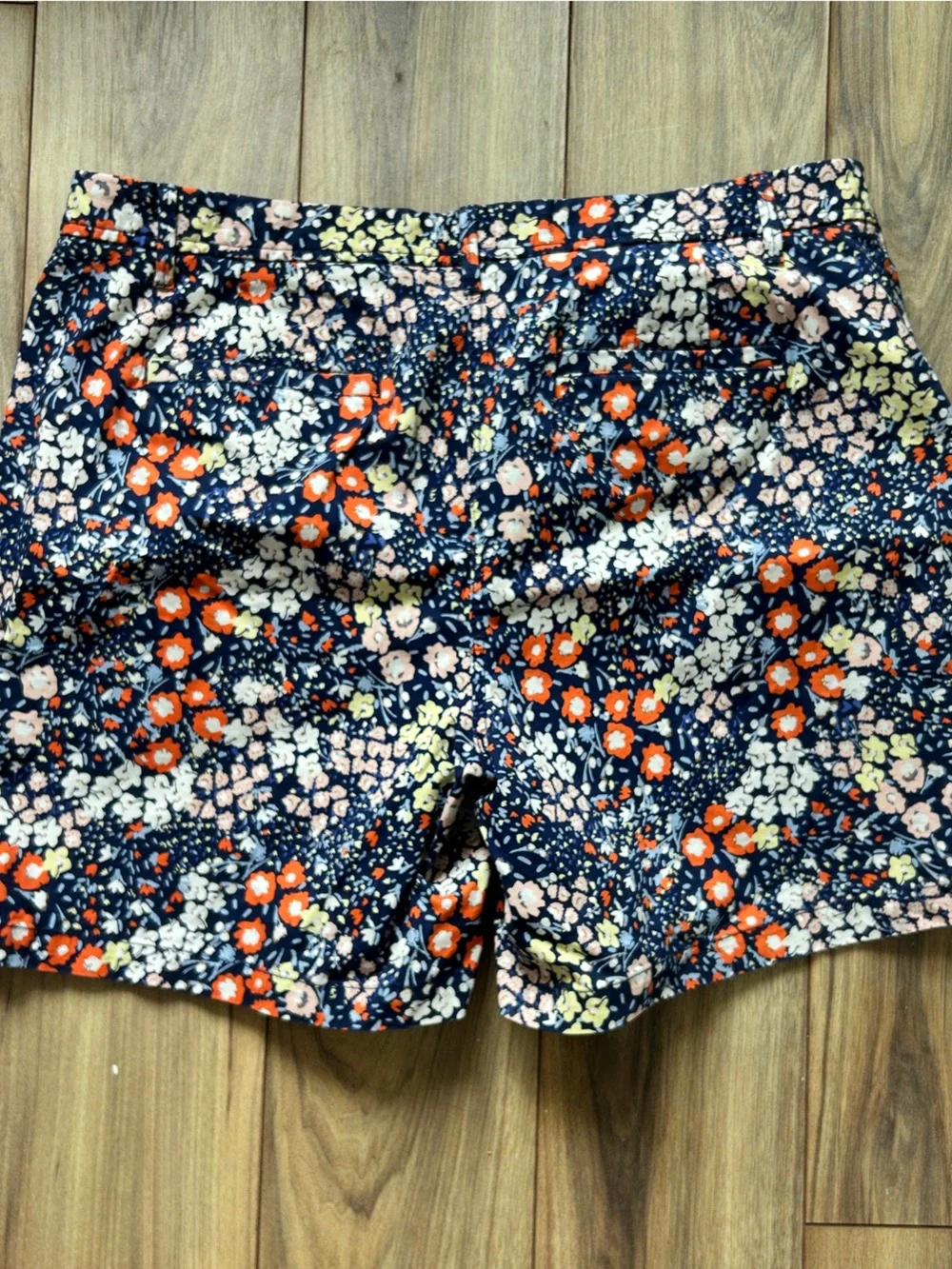 Talbots 7” Relaxed Chino Navy Floral Shorts with Orange and White Flowers